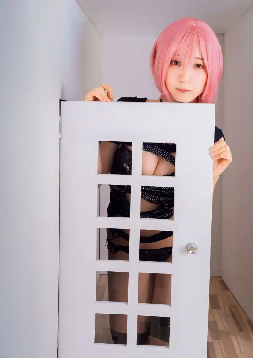 33